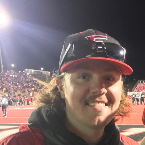 Meet your Posher, Riley - Picture 1 of 1